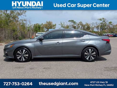 Used 2020 Nissan Altima 2.5 SL image 2