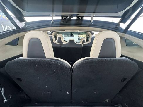 Used 2018 Tesla Model X 75D AWD/4WD image 48