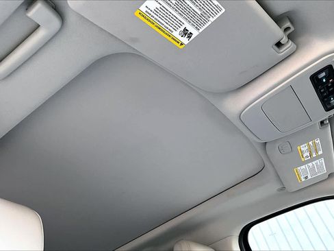 Used 2025 Ford Expedition Max Platinum image 13