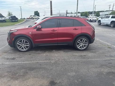 Used 2020 Cadillac XT4 Sport w/ Enhanced Visibility Package AWD/4WD image 7