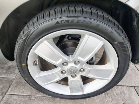 Used 2011 Kia Soul ! FWD image 25