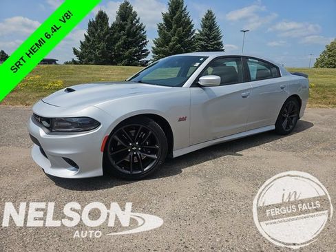 Used 2019 Dodge Charger Scat Pack w/ Navigation & Travel Group RWD image 1
