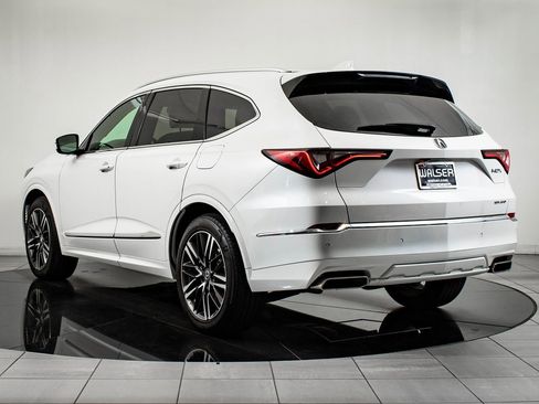 Certified 2025 Acura MDX w/ Advance Package image 6