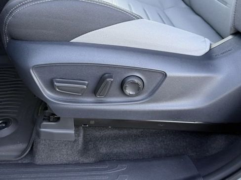 New 2025 Toyota Tacoma TRD Off-Road image 16