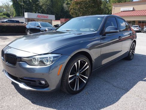 Used 2018 BMW 330i Sedan image 3
