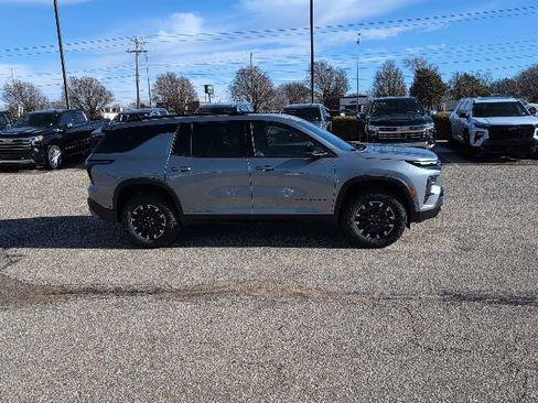 New 2026 Chevrolet Traverse Z71 w/ Enhanced Driving Package image 17