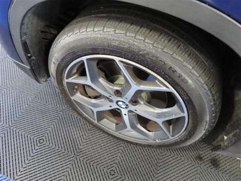 Used 2018 BMW X1 sDrive28i image 4