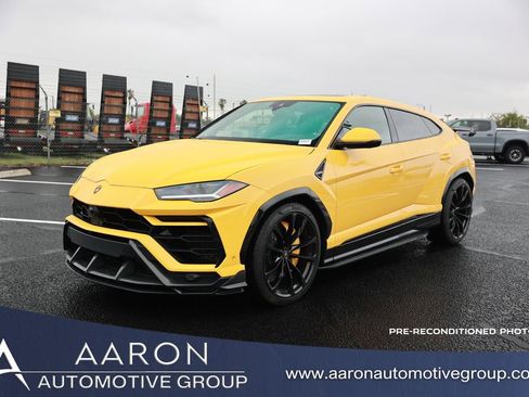 Used 2019 Lamborghini Urus image 1