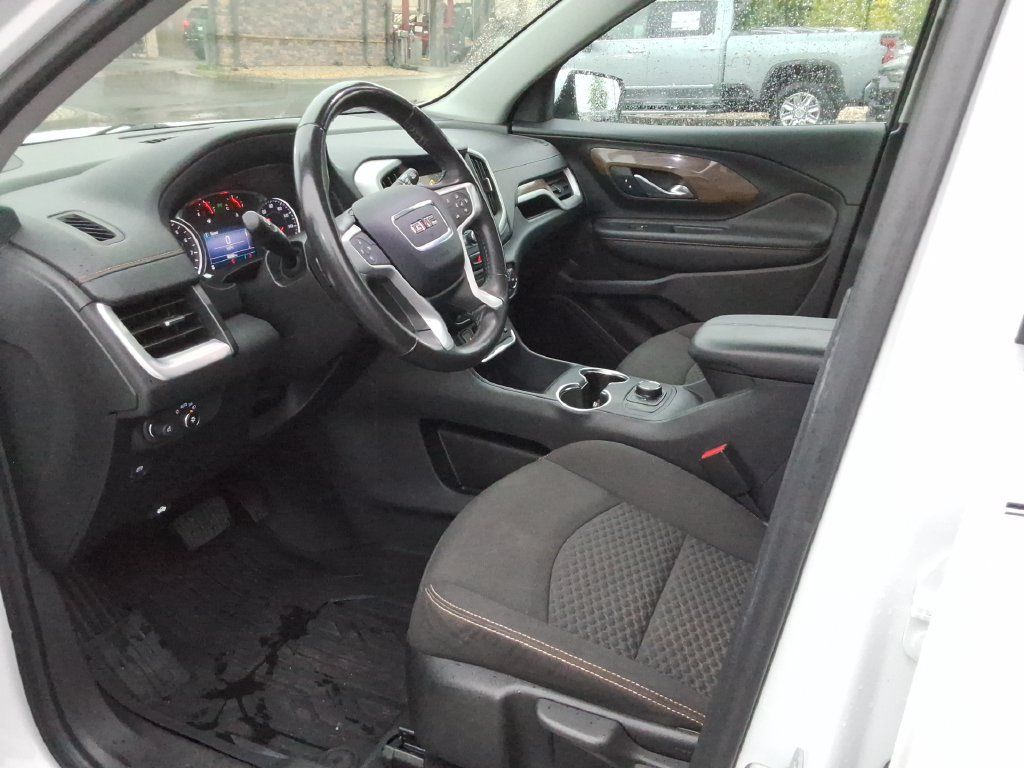 Used 2019 GMC Terrain SLE w/ LPO, Floor Liner Package AWD/4WD image 22