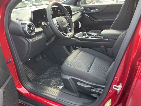 New 2026 Chevrolet Equinox LT image 5