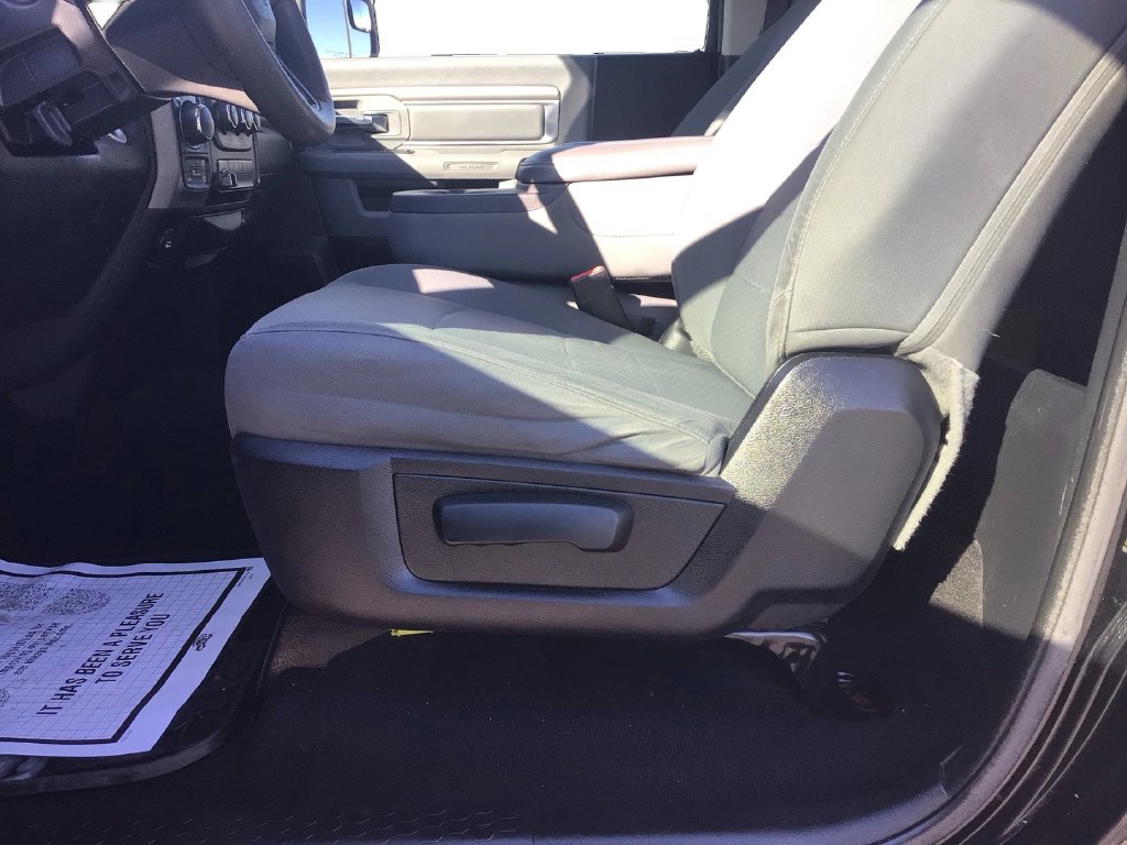 Used 2015 RAM 1500 Express w/ Black Ram 1500 Express Group AWD/4WD image 18