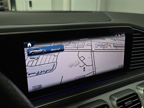 Used 2024 Mercedes-Benz GLE 63 AMG S image 17