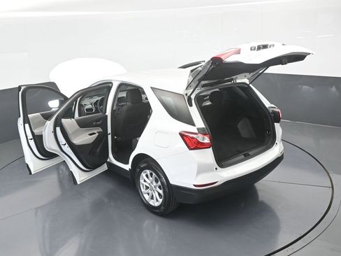 Used 2021 Chevrolet Equinox LS image 62