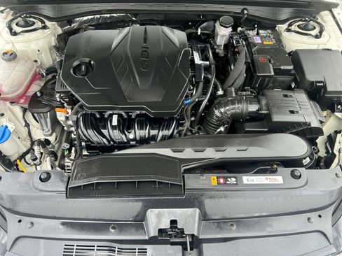 Used 2025 Kia K5 GT-Line w/ GT-Line Premium Package FWD image 17