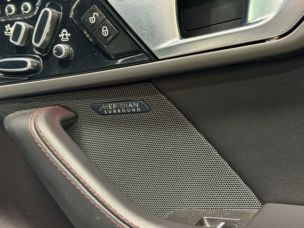 Used 2015 Jaguar F-TYPE R RWD image 60
