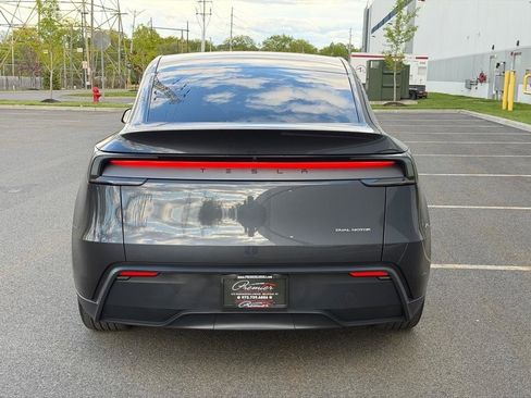 Used 2026 Tesla Model Y Long Range AWD/4WD image 7