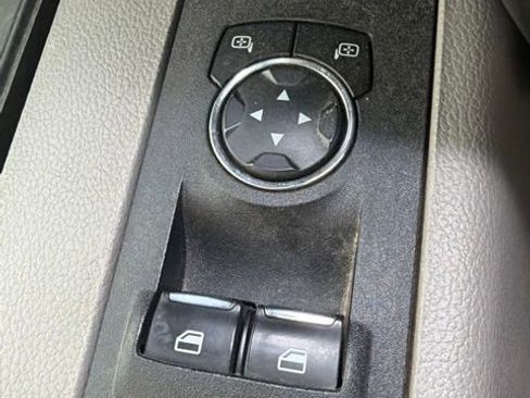 Used 2019 Ford F550 4x4 Regular Cab Super Duty image 18