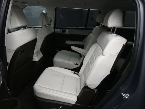 Certified 2025 Hyundai Santa Fe Calligraphy AWD/4WD image 24
