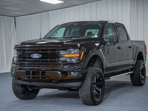 Certified 2025 Ford F150 XLT w/ Equipment Group 301A Standard AWD/4WD image 3