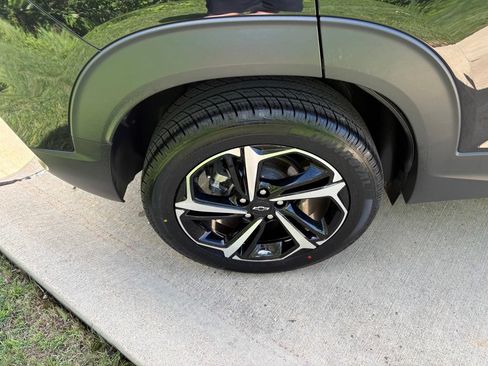 Used 2022 Chevrolet TrailBlazer RS w/ Sun and Liftgate Package AWD/4WD image 54