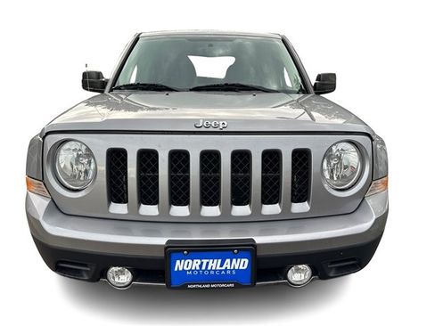 Used 2016 Jeep Patriot High Altitude image 13