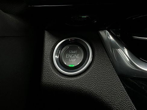 Used 2025 Buick Envista Sport Touring image 27