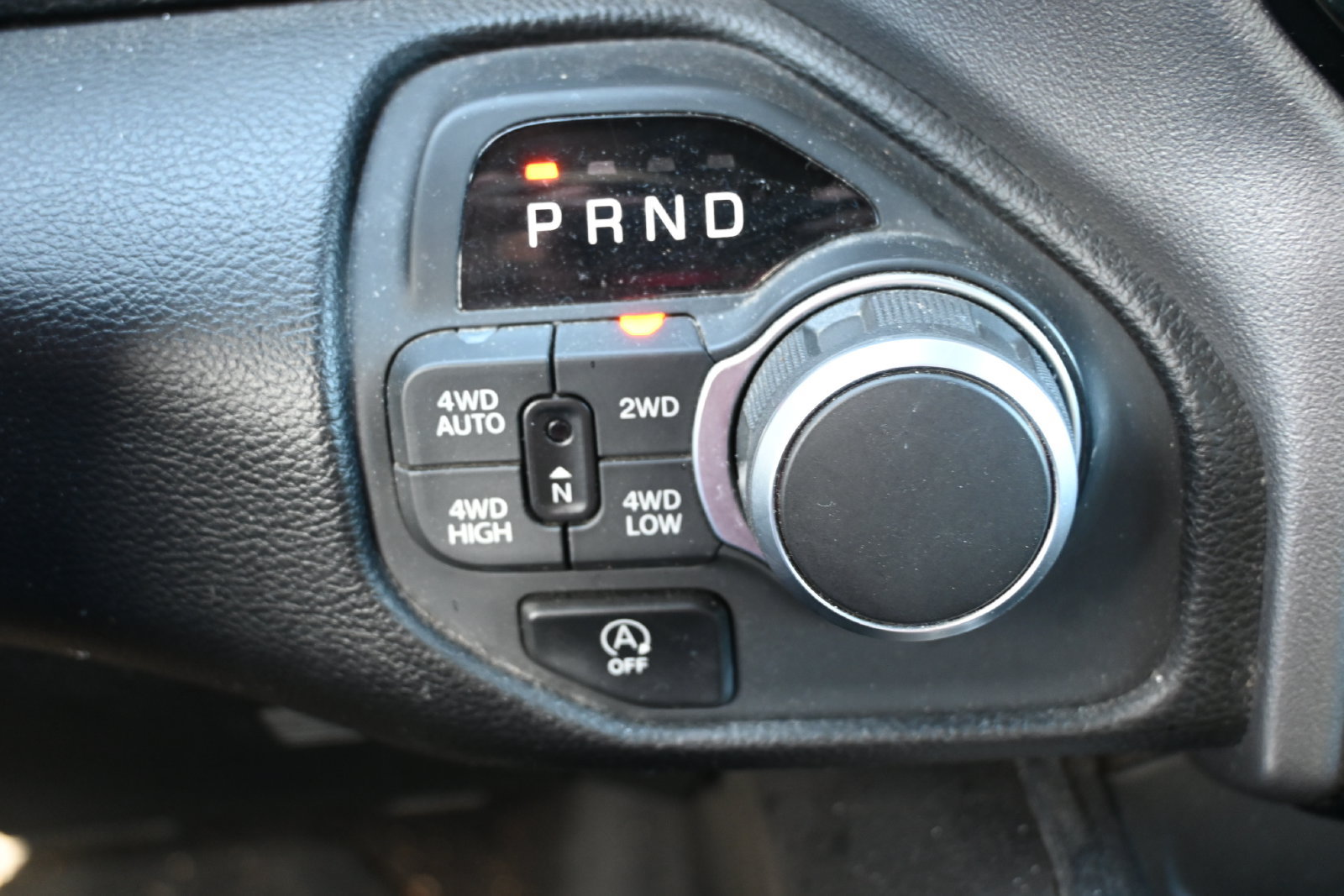 Used 2025 RAM 1500 Big Horn AWD/4WD image 15