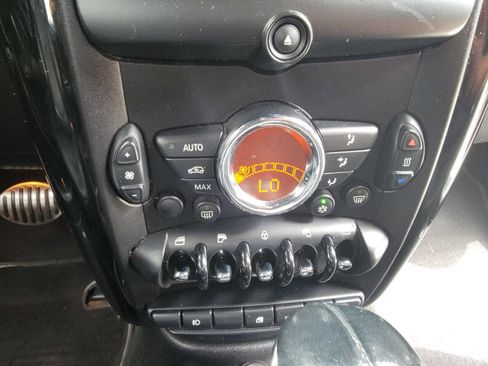 Used 2011 MINI Cooper Countryman S image 16