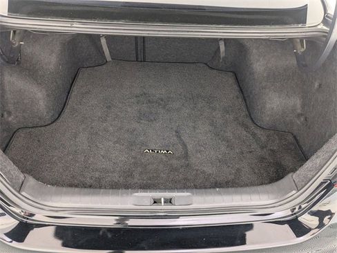 Used 2018 Nissan Altima 2.5 SR w/ SR Special Edition image 29