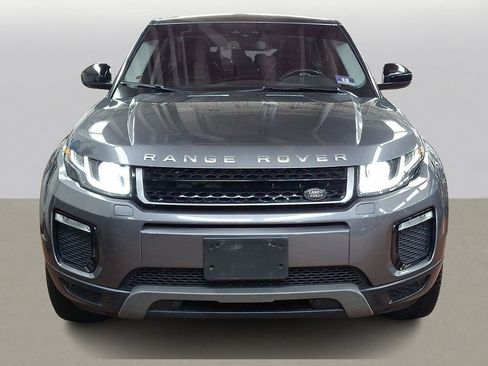 Used 2017 Land Rover Range Rover Evoque SE Premium image 2
