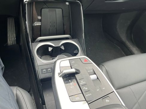 Used 2025 BMW X1 xDrive28i w/ Premium Package image 15