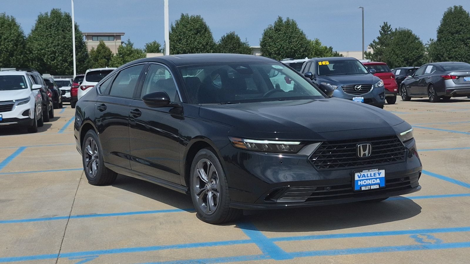 New 2026 Honda Accord EX-L image 4