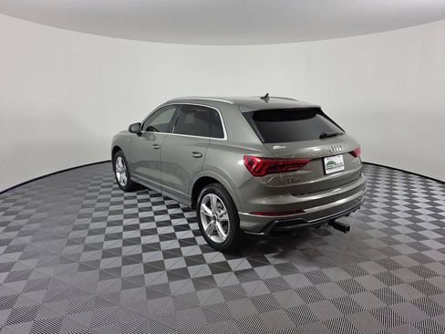Used 2022 Audi Q3 2.0T Premium Plus w/ Premium Plus Package AWD/4WD image 7