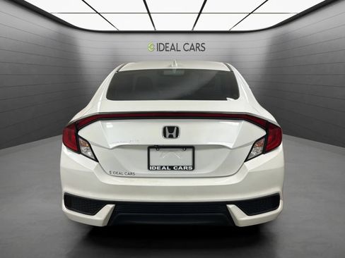 Used 2017 Honda Civic EX-T image 4
