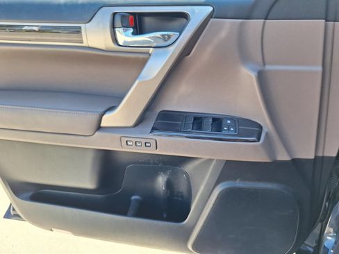 Used 2021 Lexus GX 460 Premium AWD/4WD image 23