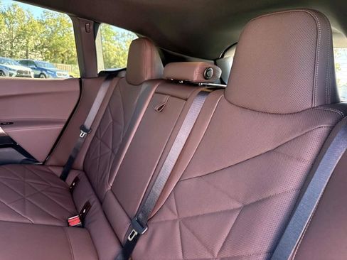 New 2026 BMW iX xDrive60 w/ Premium Package image 15