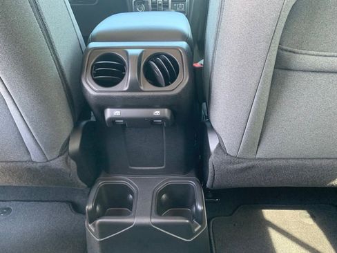 New 2025 Jeep Gladiator Sport image 24