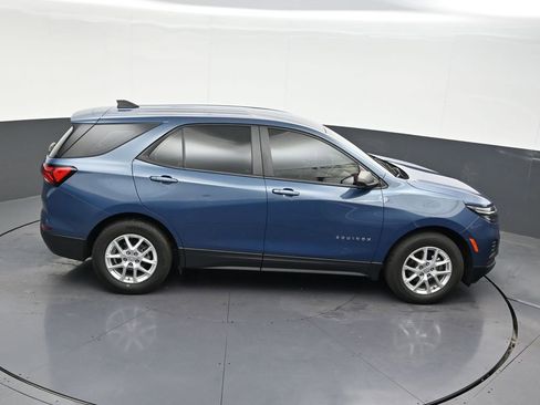 Used 2024 Chevrolet Equinox LS w/ Driver Confidence II Package FWD image 20