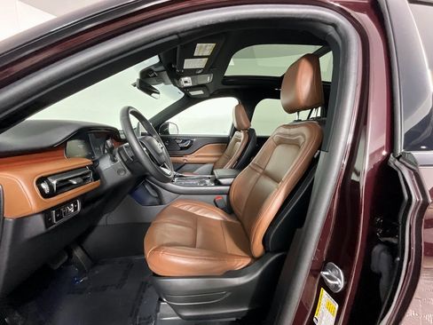 Used 2023 Lincoln Aviator Reserve w/ Jet Package image 16