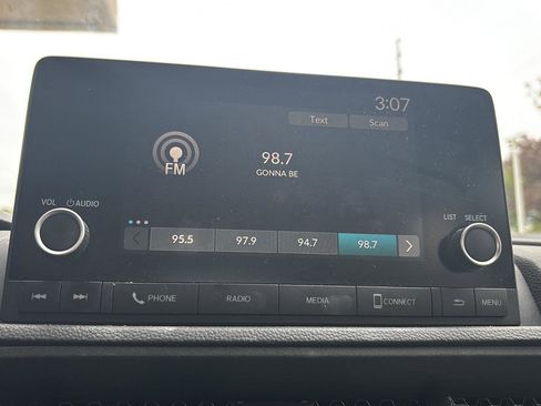 Used 2023 Honda CR-V LX image 12
