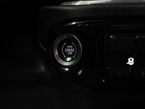 Used 2024 Chevrolet Silverado 2500 LT image 46