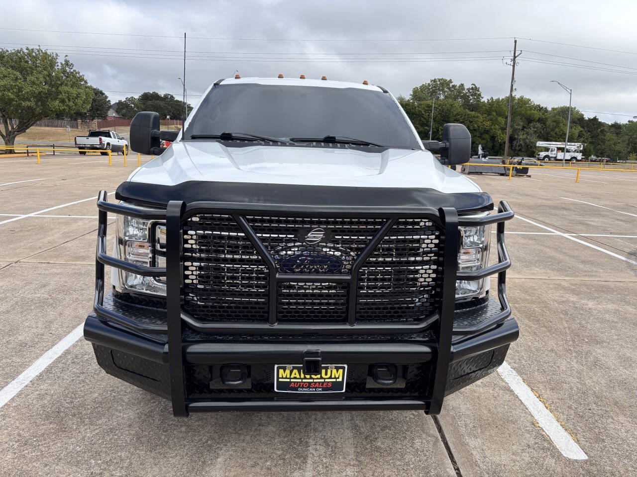 Used 2017 Ford F350 XL w/ XL Value Package AWD/4WD image 9