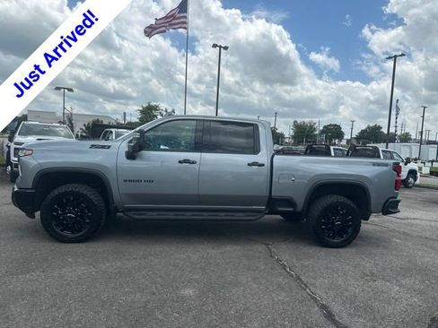 New 2026 Chevrolet Silverado 2500 LTZ w/ LTZ Plus Package AWD/4WD image 6
