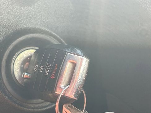 Used 2018 Kia Sorento L image 23