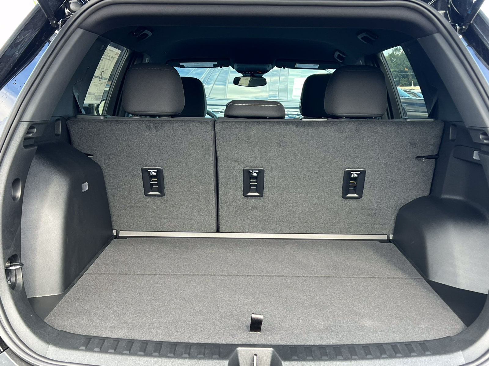New 2027 GMC Terrain Elevation AWD/4WD image 33