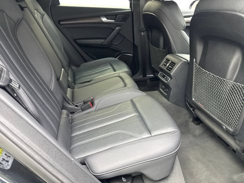 Used 2023 Audi Q5 2.0T Premium AWD/4WD image 40