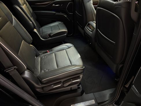 Certified 2022 Cadillac Escalade Premium Luxury w/ LPO, Radiant Package image 53