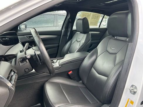Used 2025 Cadillac CT5 Premium Luxury RWD image 21