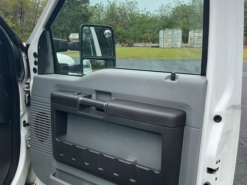 Used 2016 Ford F250 XL w/ Power Equipment Group image 37