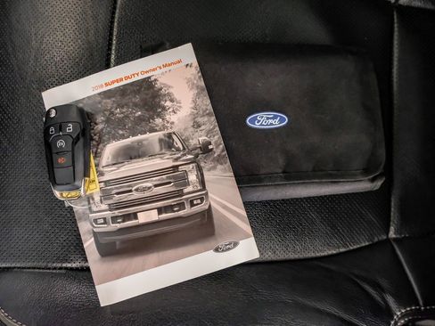 Used 2018 Ford F250 Lariat w/ Chrome Package AWD/4WD image 66